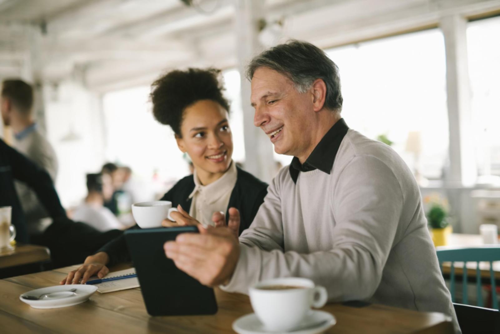Proceso de creación de contenido educativo financiero